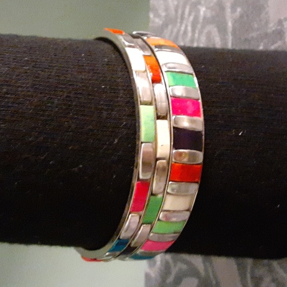 80s style colorful bangle bracelets - Picture 14 of 15